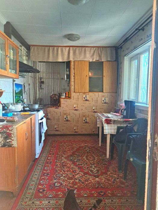 Капитальный 2х эт. кирпичный дом возле Черноморска