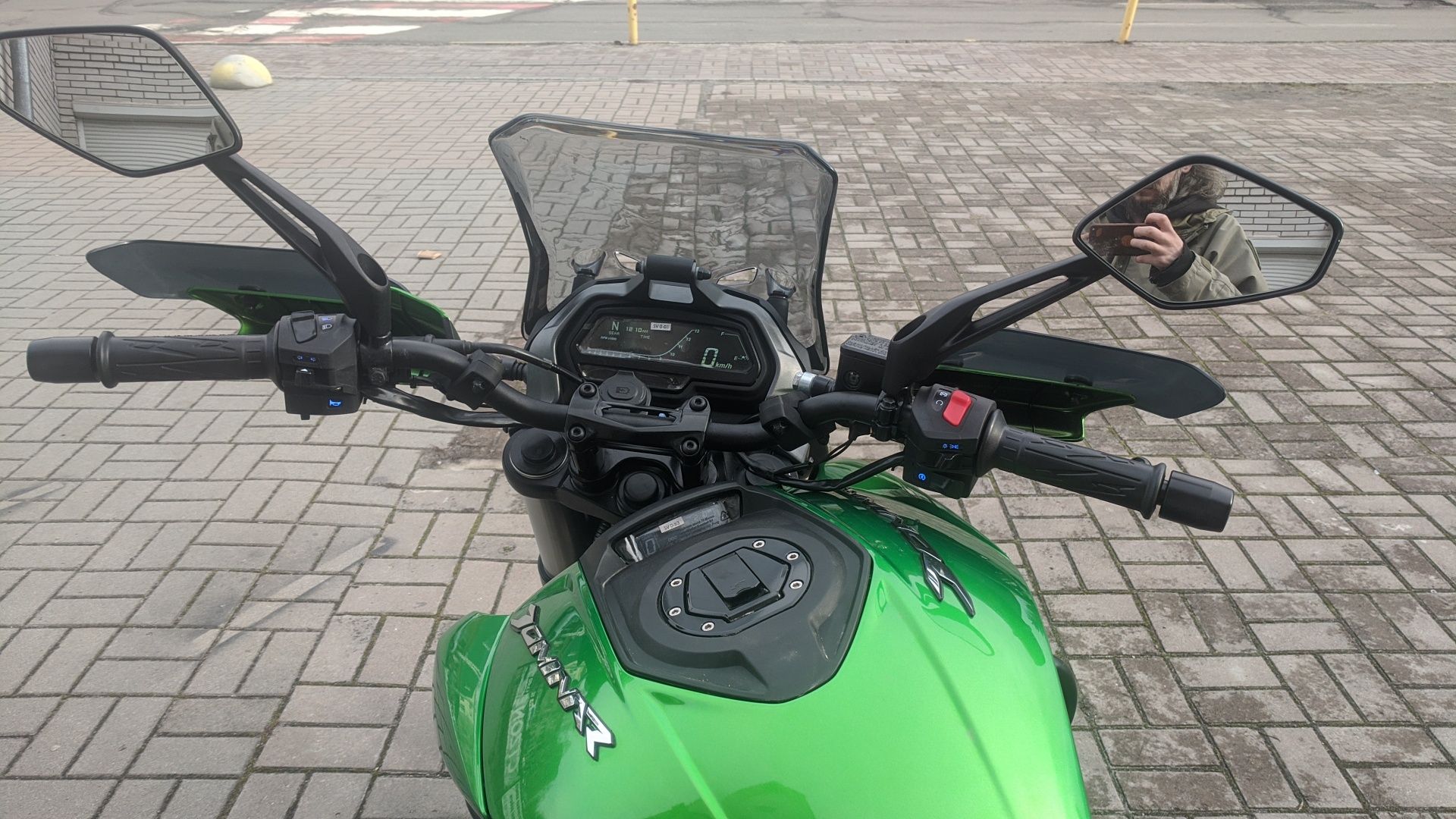 Bajaj Dominar 400 UG2 2025 рік (Індія) офіційний дилер, гарантія 2 рок
