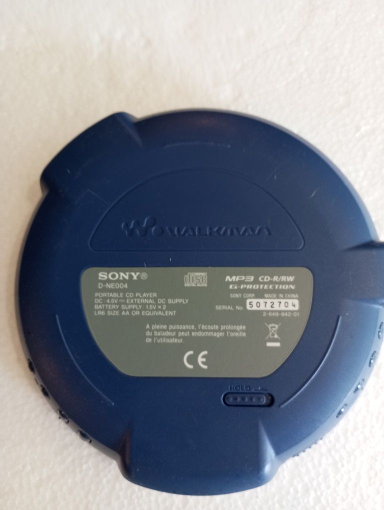 Walkman  CD - SONY D -NE004