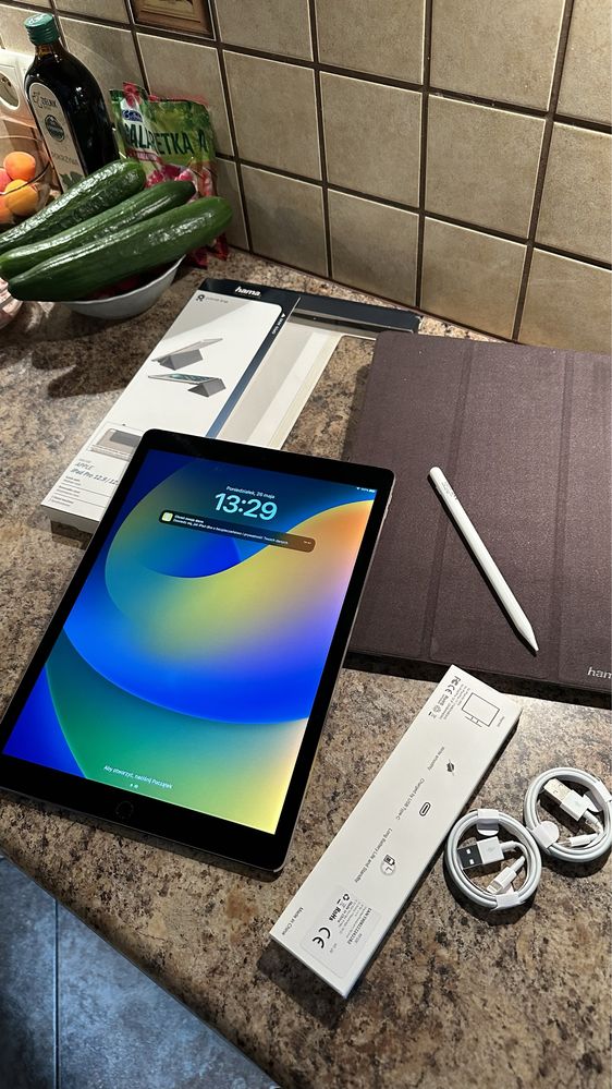 Tablet iPad PRO 12.9 cali + nowe etui - Touch ID - PROCREATE