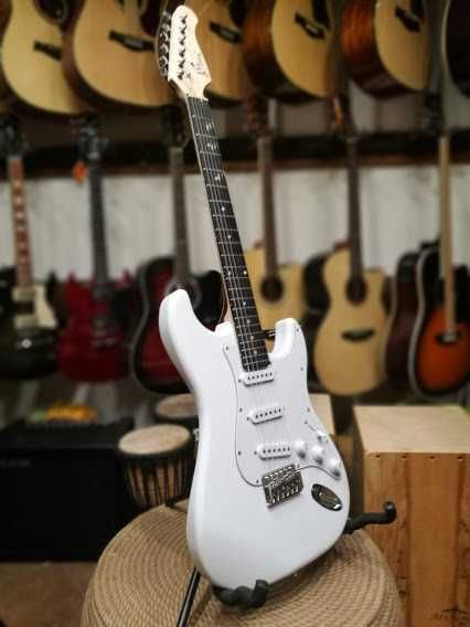 gitara elektryczna typu stratocaster Prima ST-350 WH elektryk ST-350