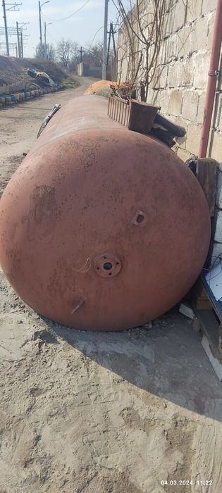 Продам ёмкость металлическую
