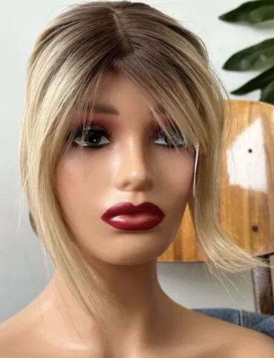 Topper odrost jasny blond z grzywka wlosy naturalne