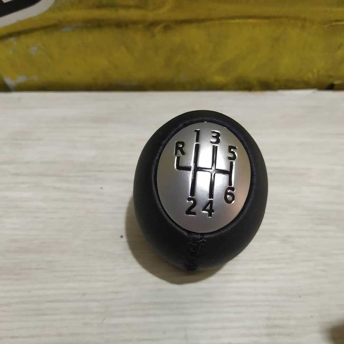 Наболдажник 6мкпп Рено Меган 3 Сценик 3 Трафик Колеос ручка кпп 6ти