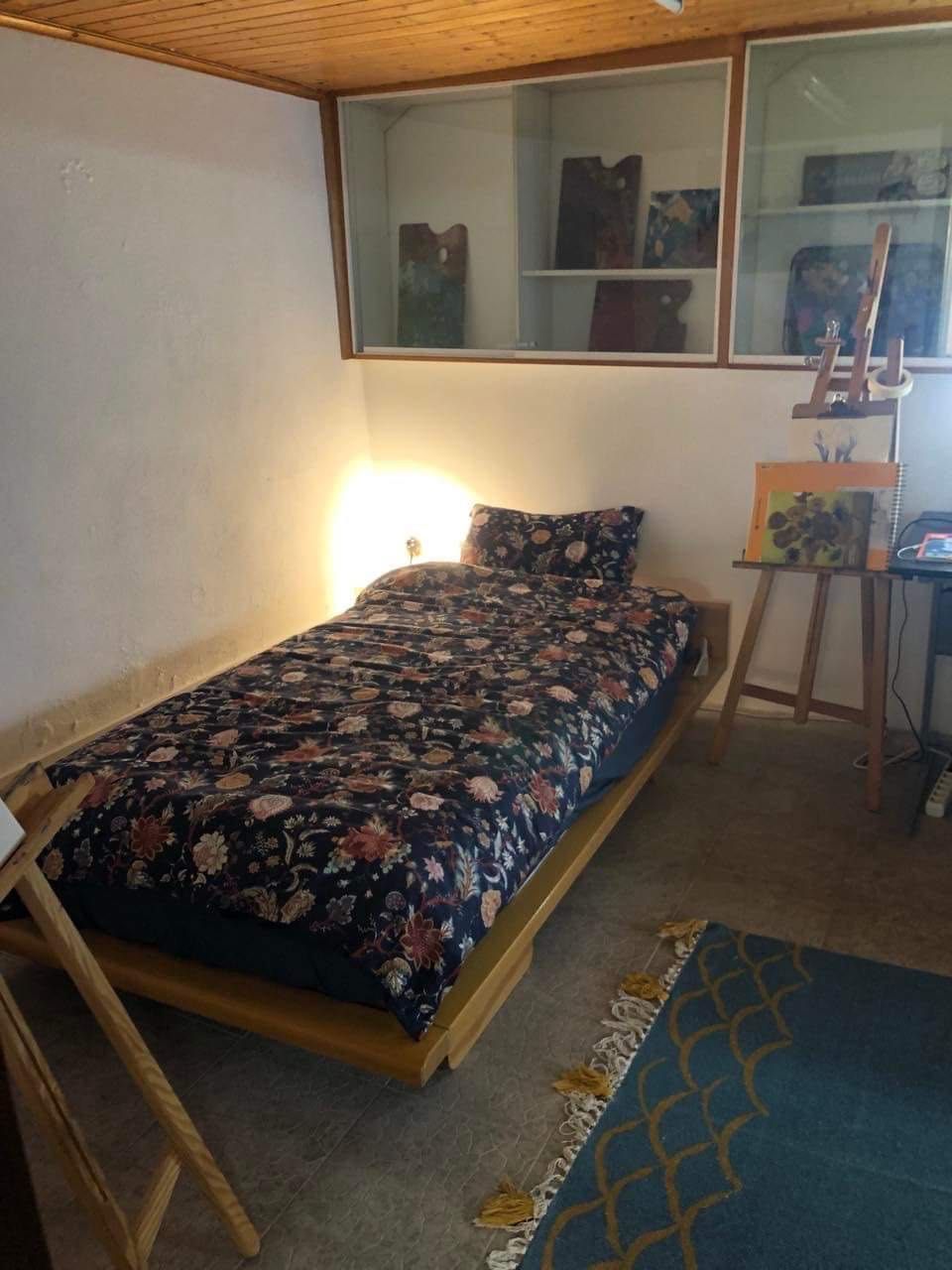 Cama Plataforma Japonesa com Colchão de Solteiro.