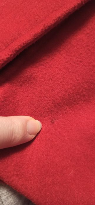 Sg Czerwony płaszcz 42 , L dyplomatka damska 42 bosmanka 42