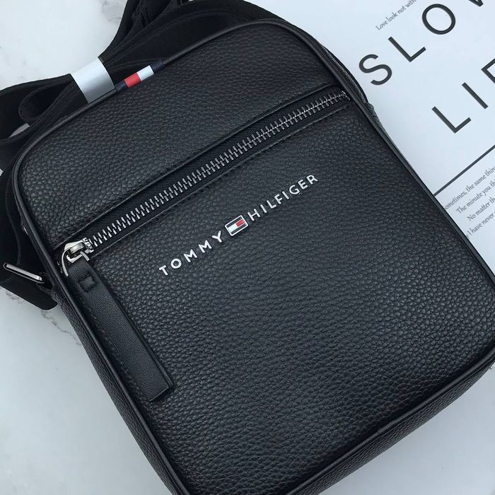 Стильная кожаная сумка подарок барсетка