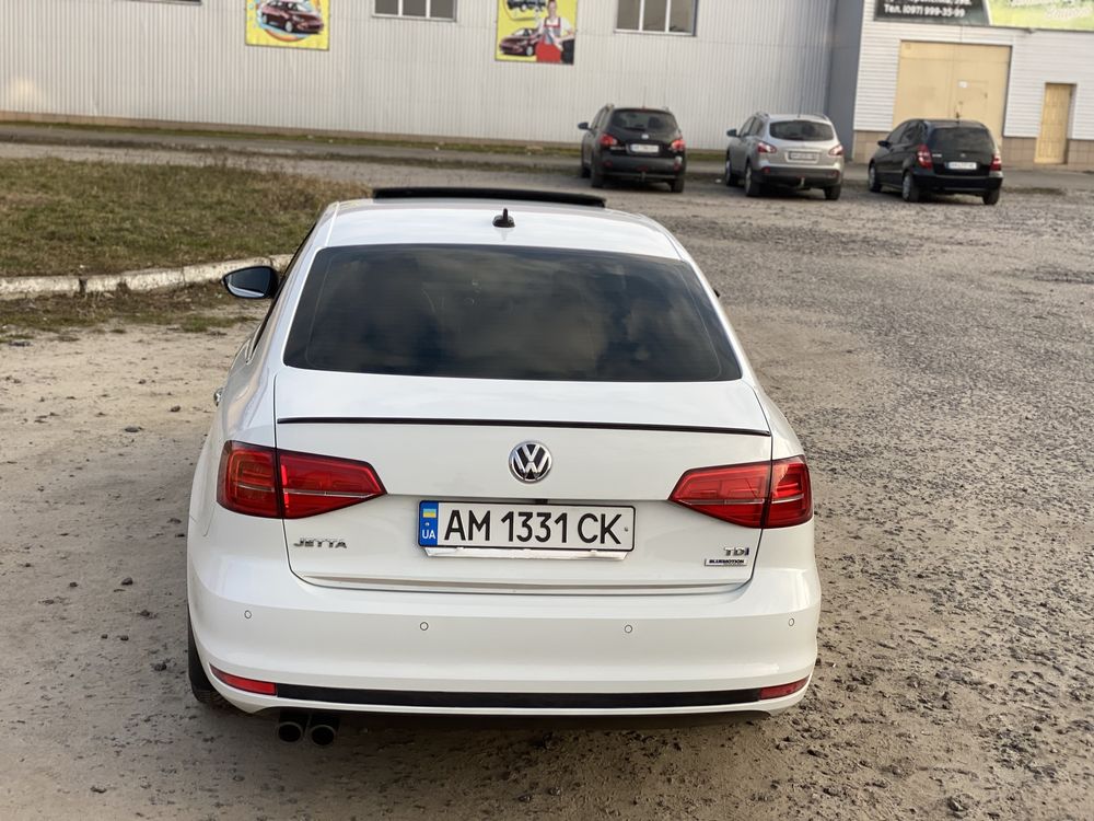 VW JETTA 2015 2.0 TDI Turbo bluemotion Premium