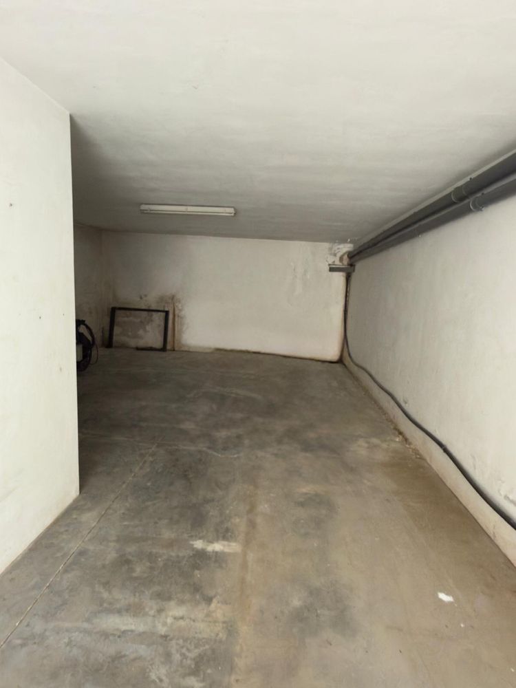 Loja Comercial Ampla com Garagem – Oportunidade Única!