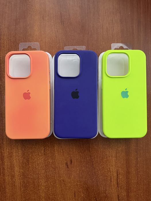 Чохол для Apple iPhone 15 Pro + Подарунок