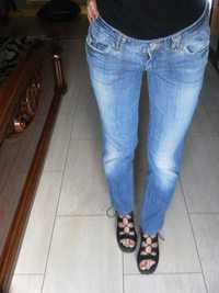 Spodnie Calvin Klein damskie jeansy proste CK 34,XS/36,S