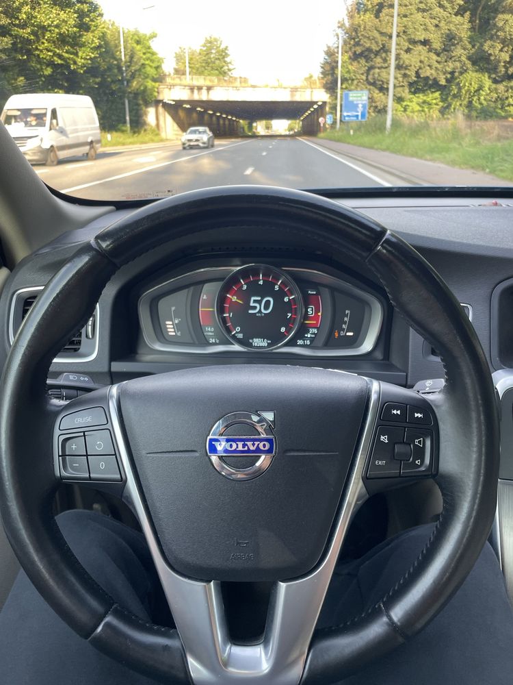 Volvo S60 II 2.5T!!!