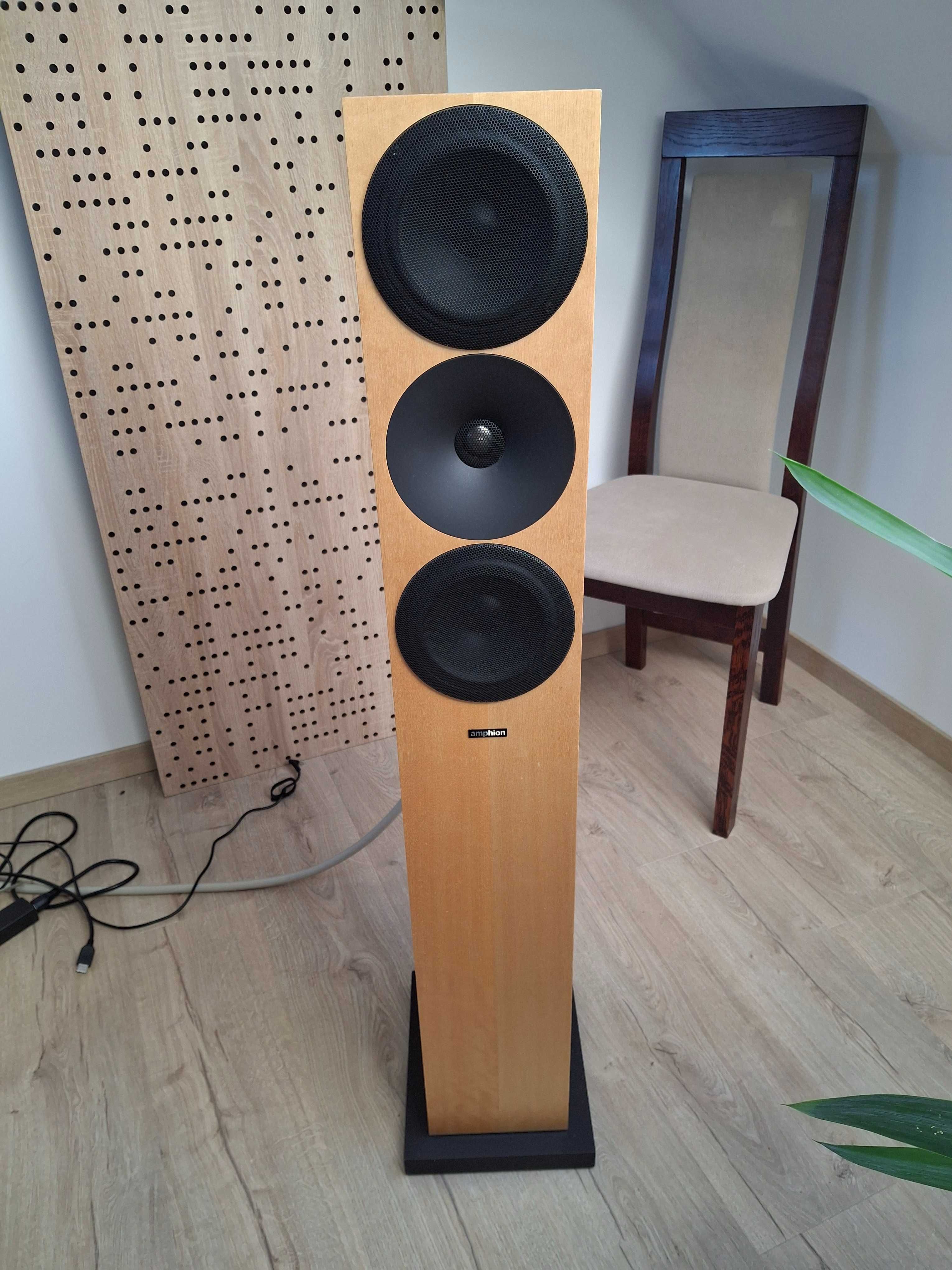 Kolumny Amphion Helium 520