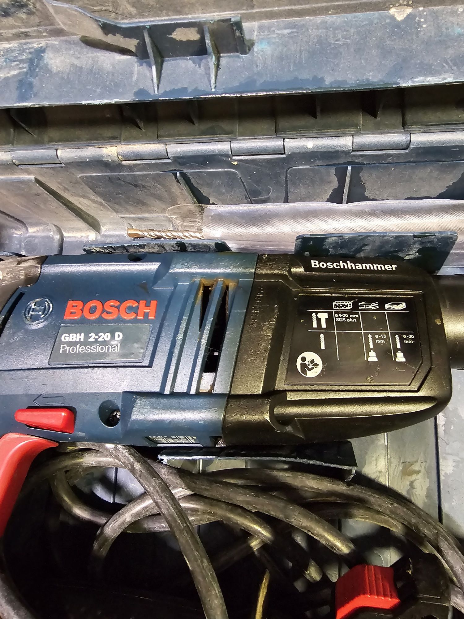 Перфоратор Bosch 2-20d