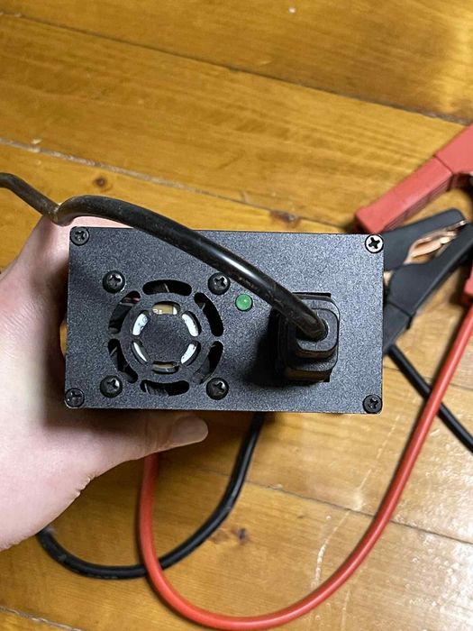 Зарядний пристрій для аккумулятора Lifepo4 Li-ion GEL AGM 0-15v 0-60A