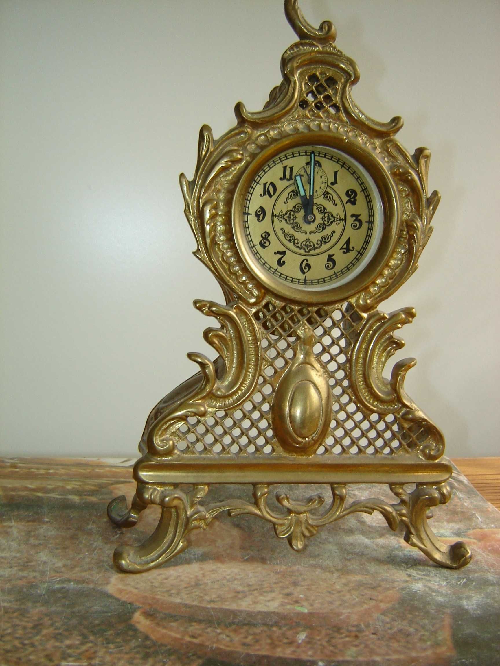 Stary zegar antyk