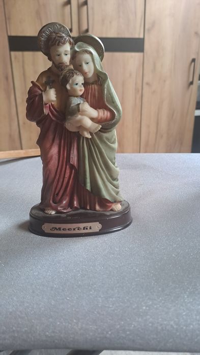 Figurka Swiety Józef i Maryja z dzieciątkiem