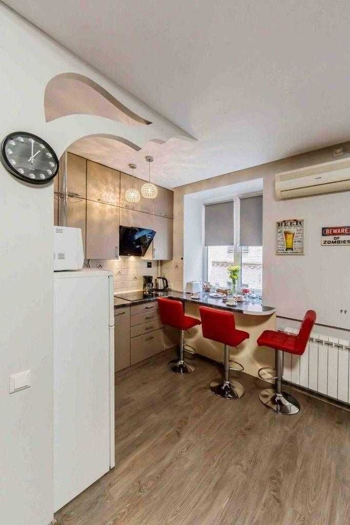 Затишна 2к квартира з Джакузі у центрі Києва, біля м. Льва Толстого