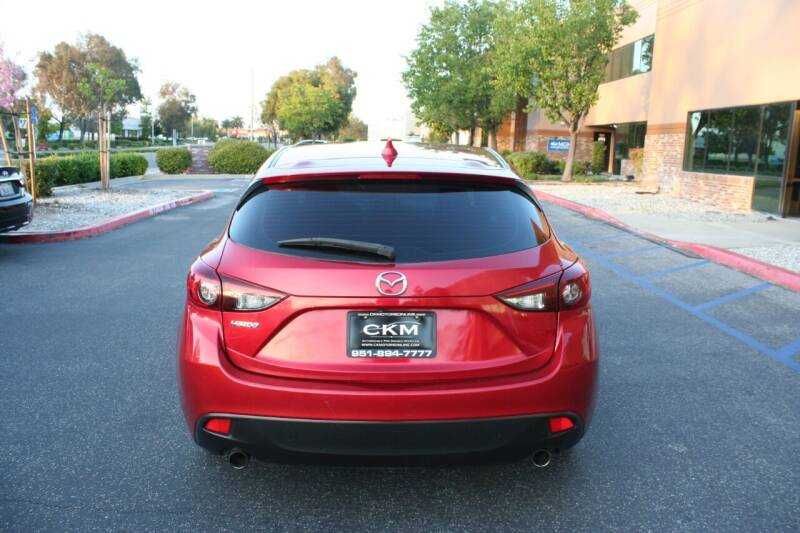 2015 Mazda 3 i Grand Touring