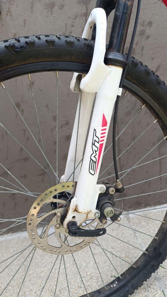 Bicicleta EMT usada