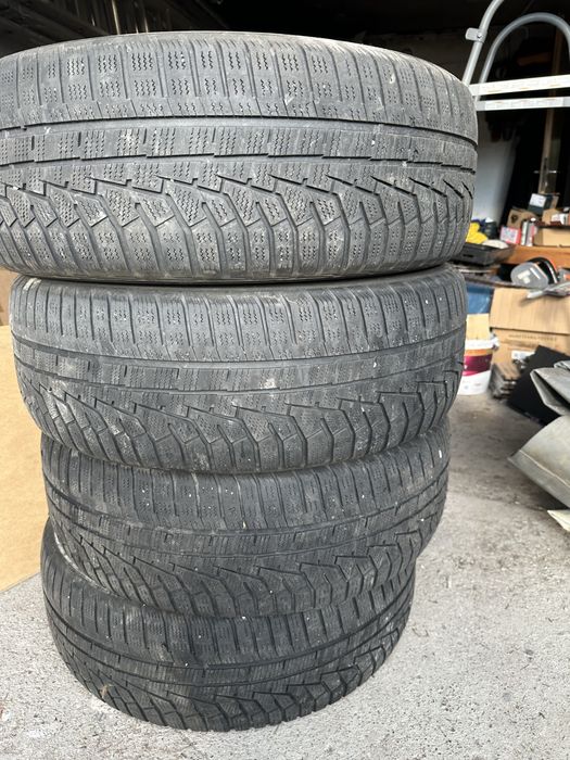 Opony Hankook zimowe 235/60 r18
