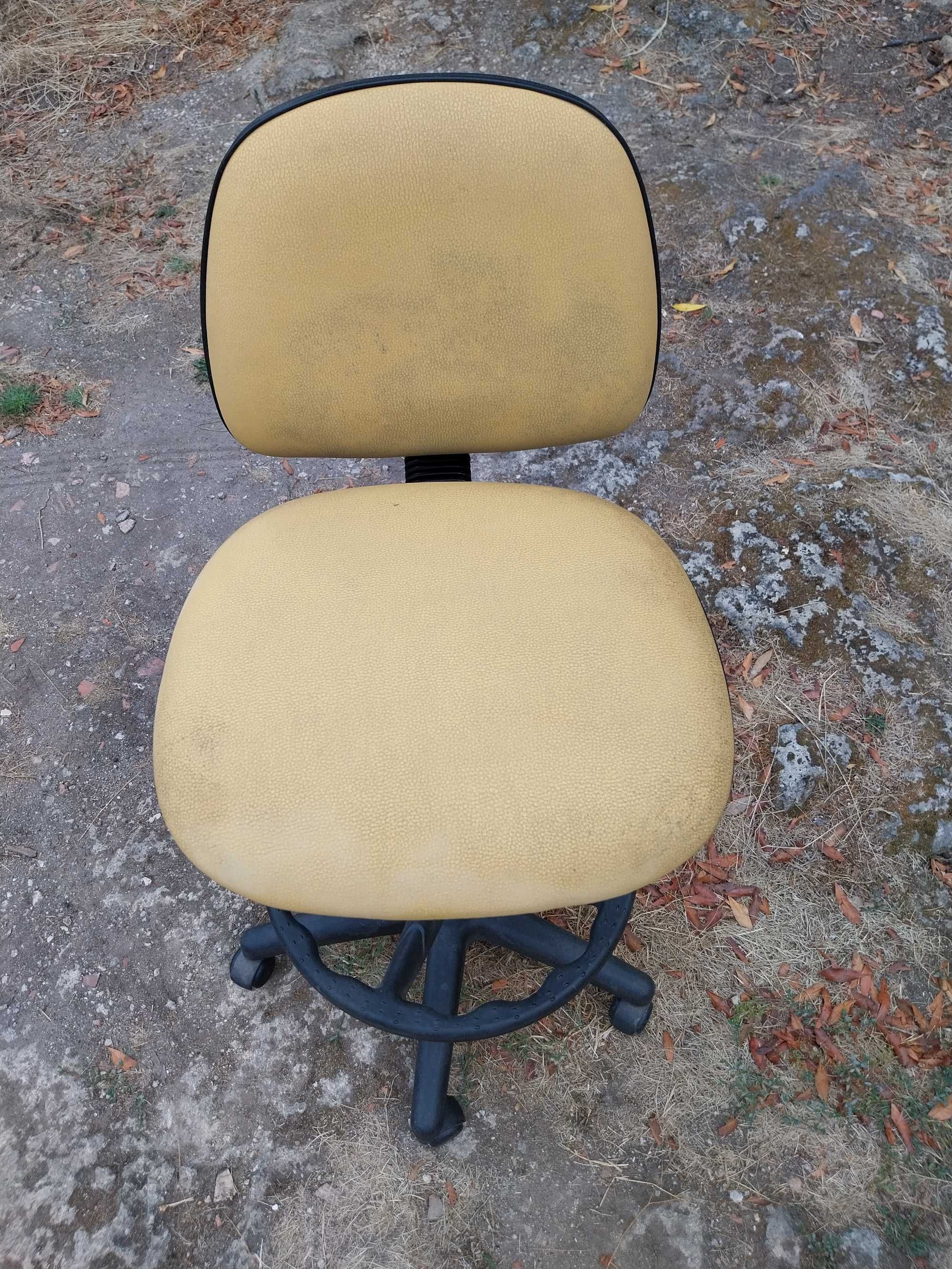 Cadeira alta regulável (52-80cm)