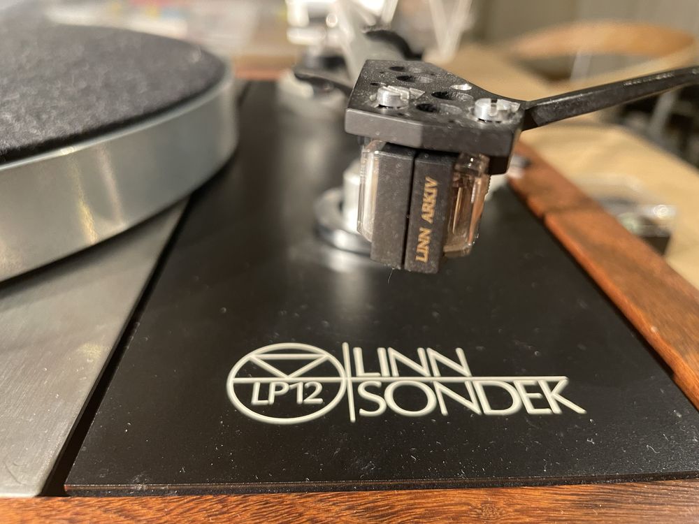 Cabeça de giradiscos / Cartridge Linn Arkiv