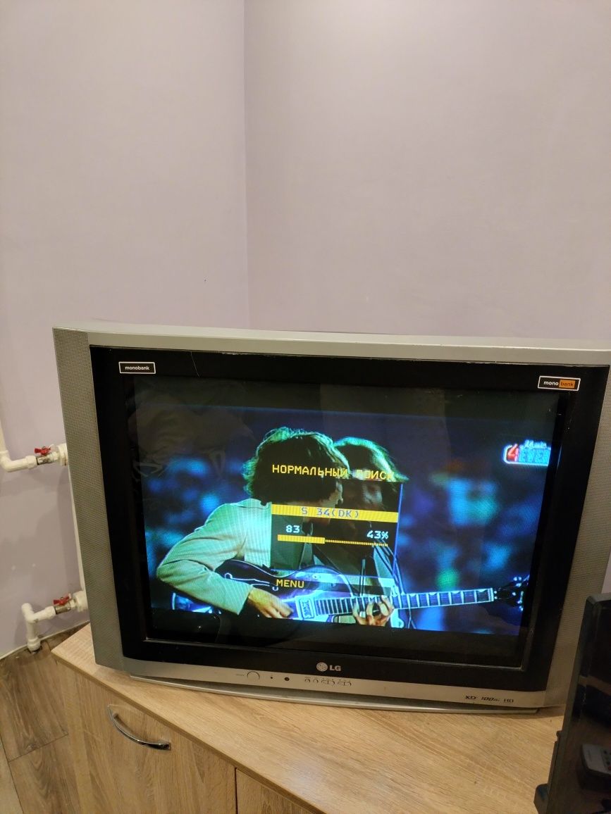 Телевизор LG б/у