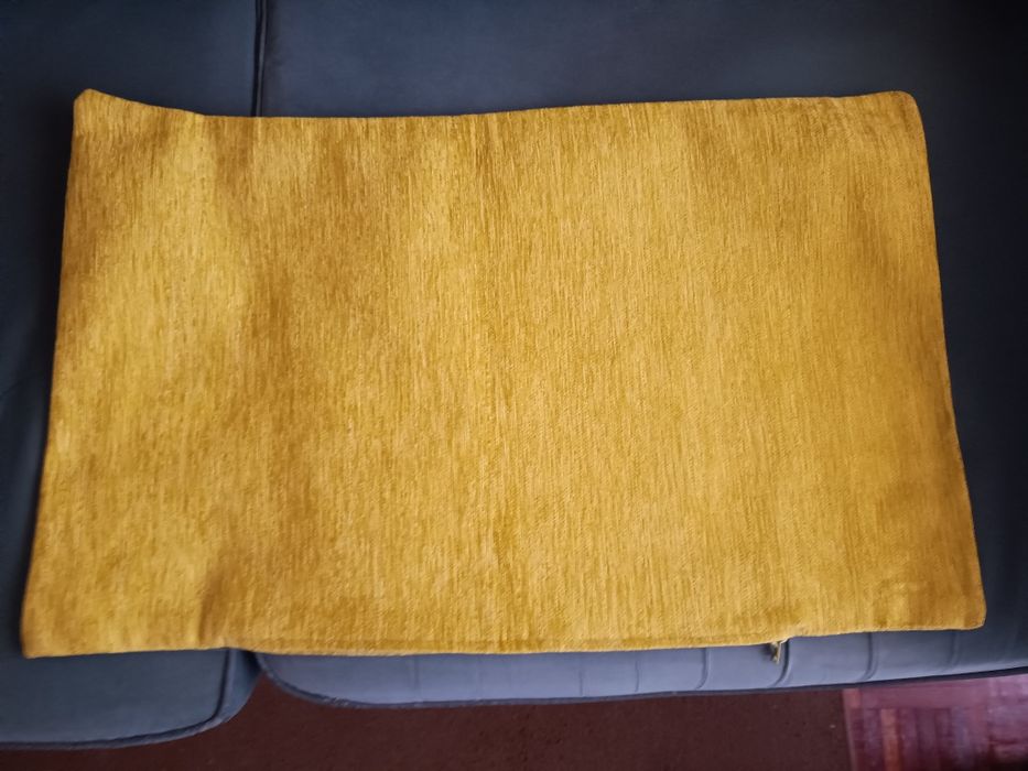 Almofada Verde 40x70cm em chenille - NOVA