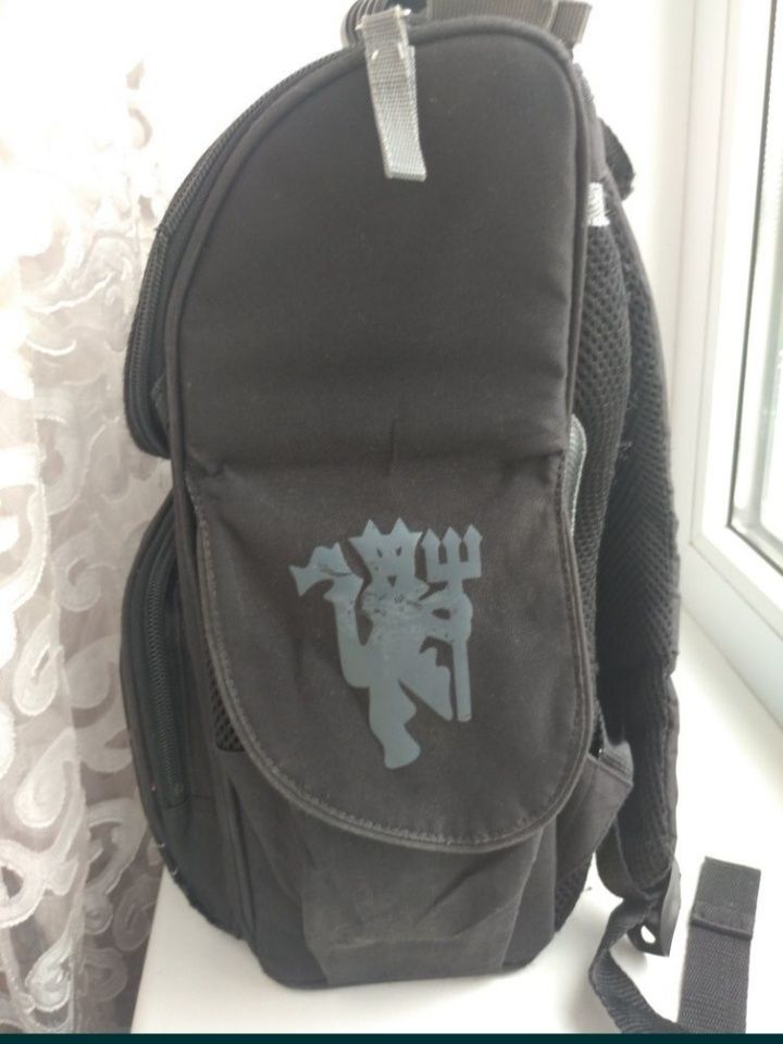 Школьный рюкзак Kite б/у