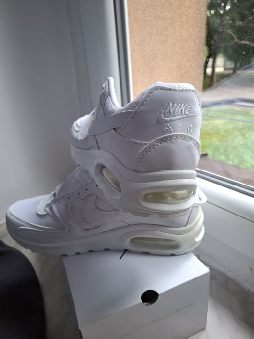 Białe buty sportowe roz.41