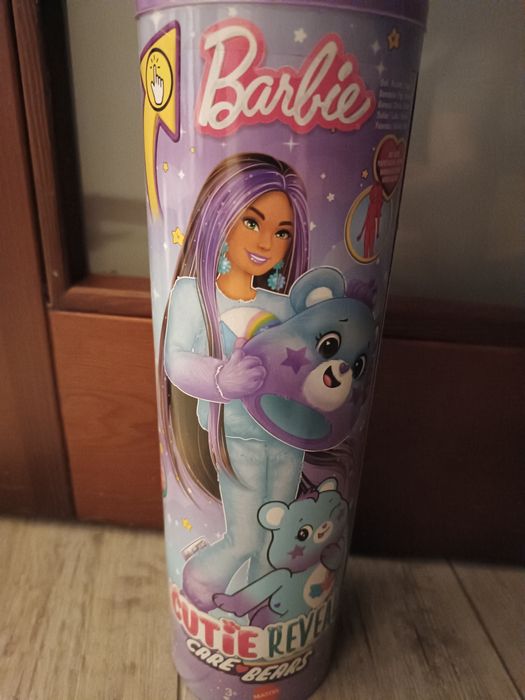 Lalka Barbie    .