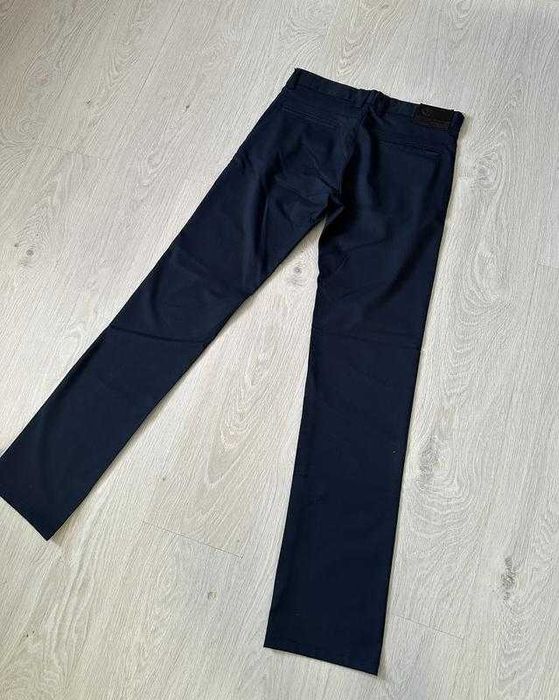 Чоловічі брюки синього кольору