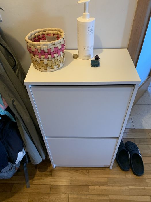 Sapateira IKEA bissa