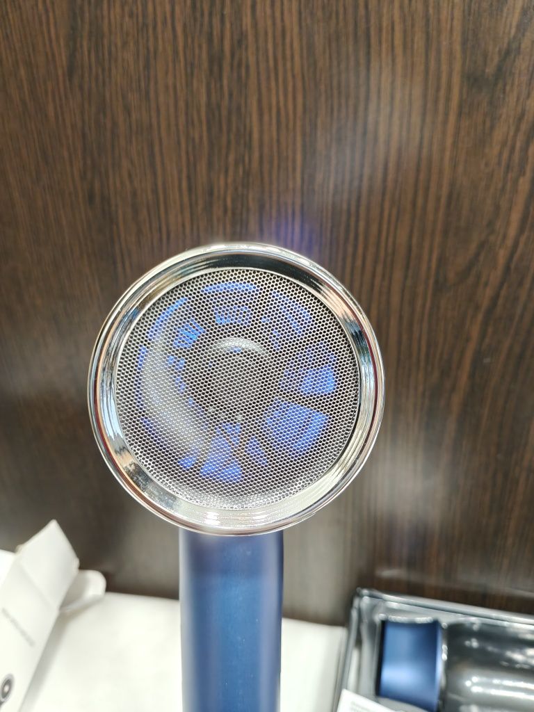 Profesjonalna suszarka do włosów Liropau 2400 W
