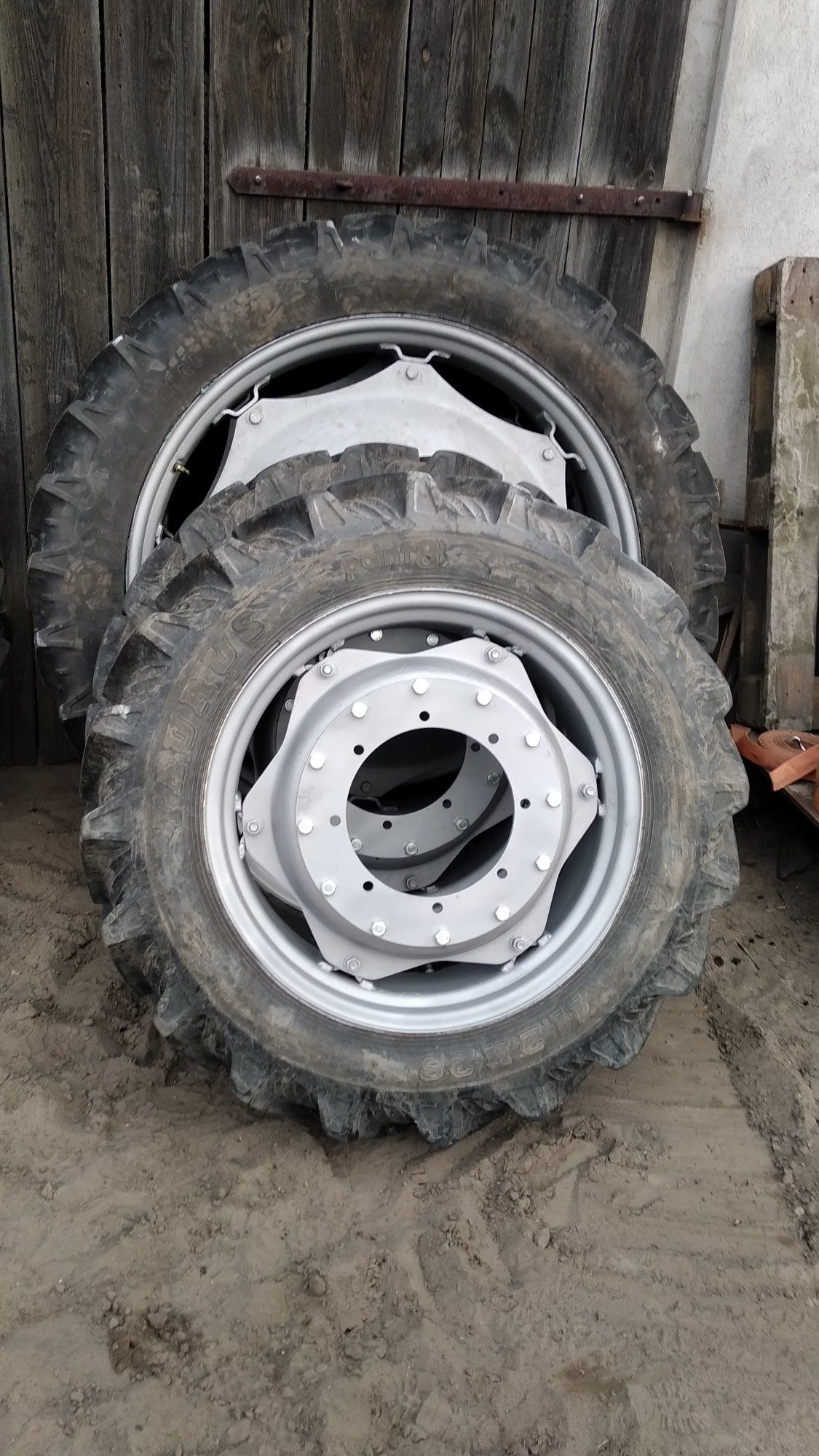 Koła wąskie do 11.2 r24 12.4 r36 280/85 320/85 case Kubota new holland