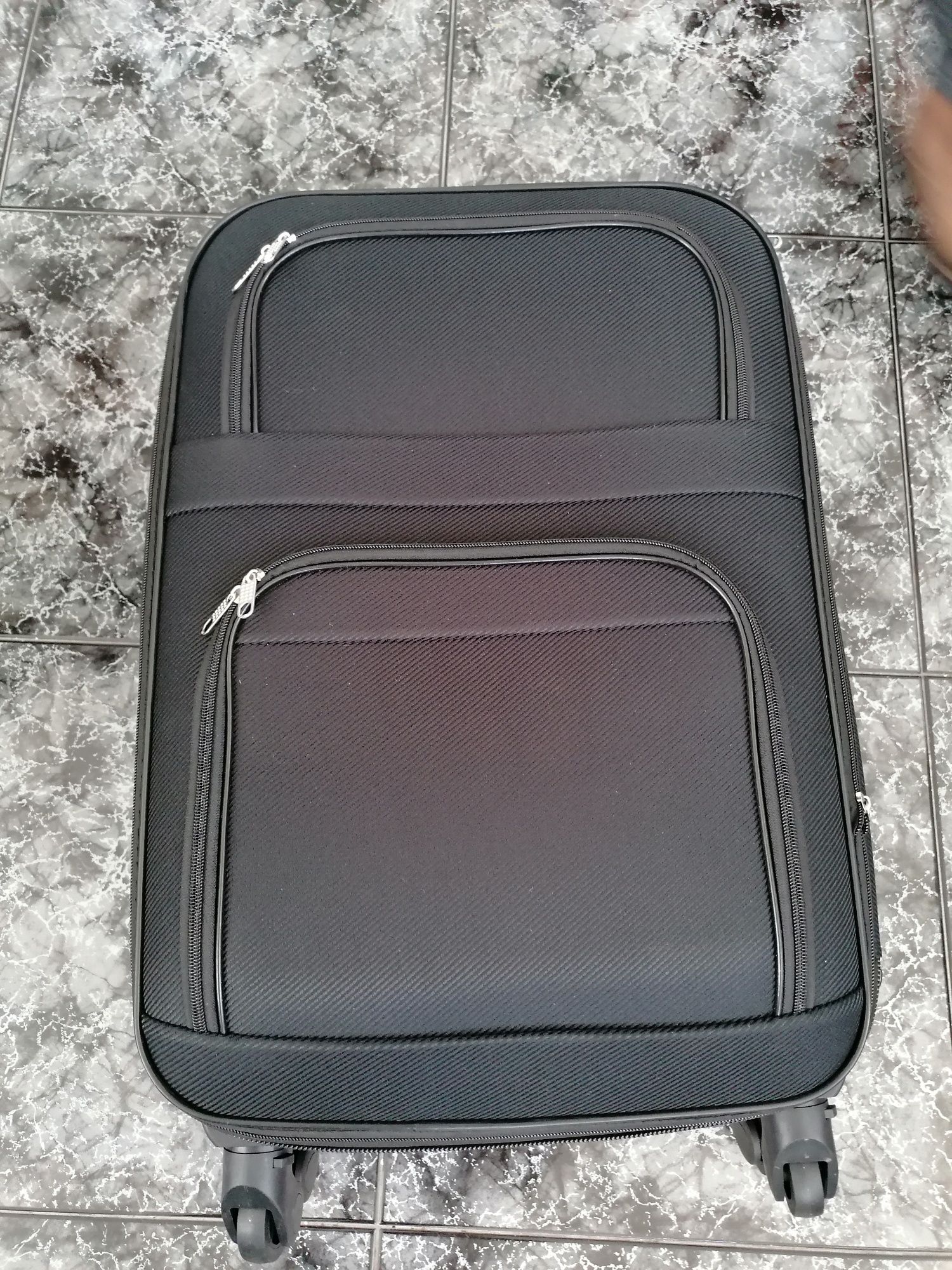 Malas de viagem novas  de  porão