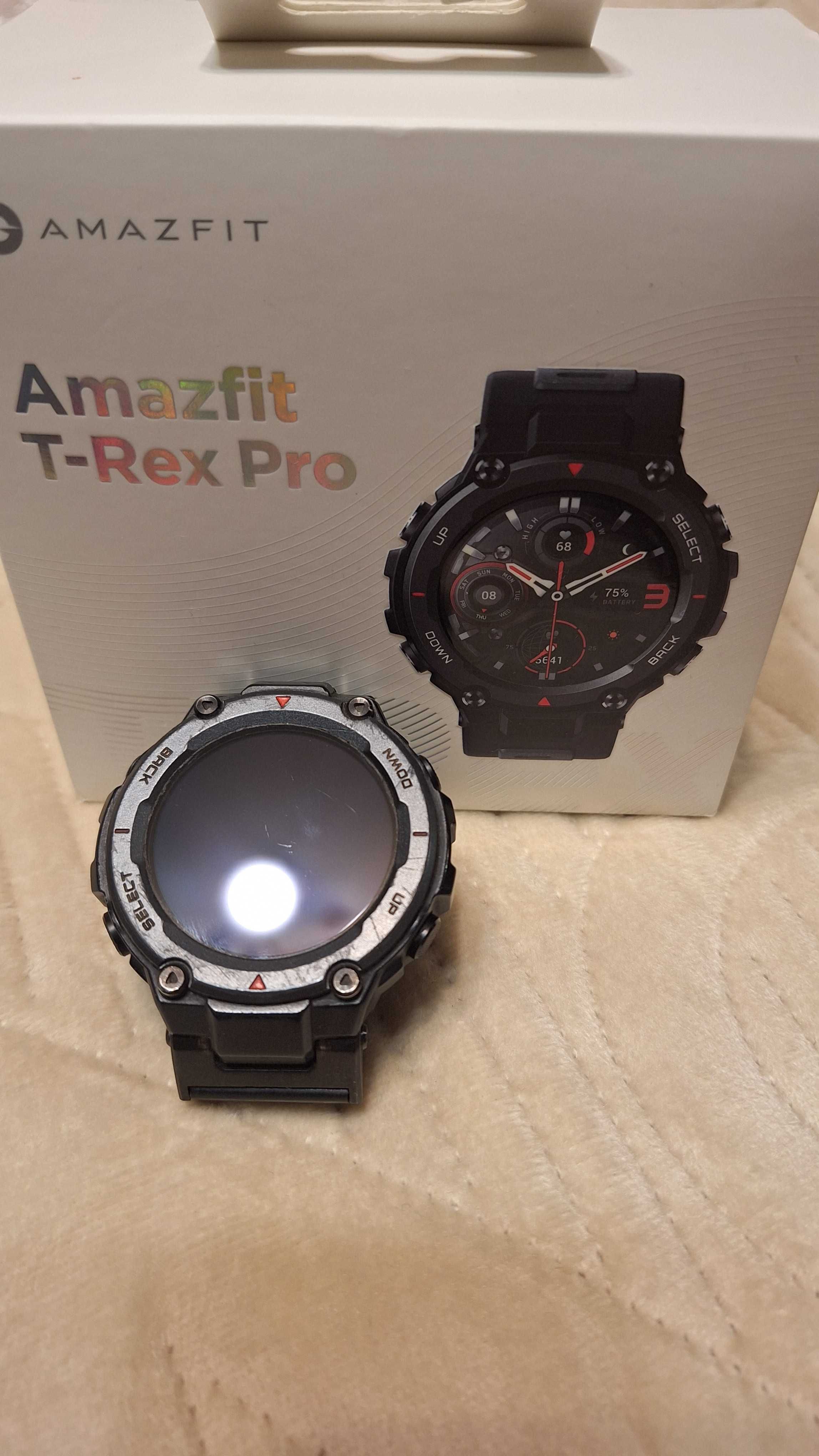 Смарт годинник Amazfit  T-Rex Pro