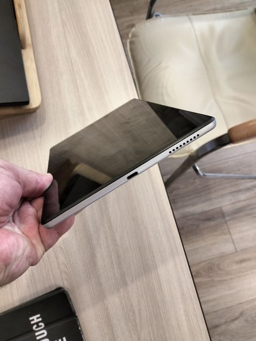 Планшет 10" Lenovo Tab M10 HD 4/64 SIM 4G