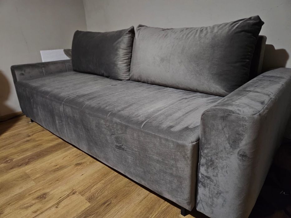 Sofa welurowa szara z pojemnikiem Black Red White 3-osobowa rozkładana
