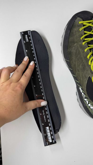 Чоловічі кросівки для трекінгу Scarpa Mescalito розмір 44, 28 см