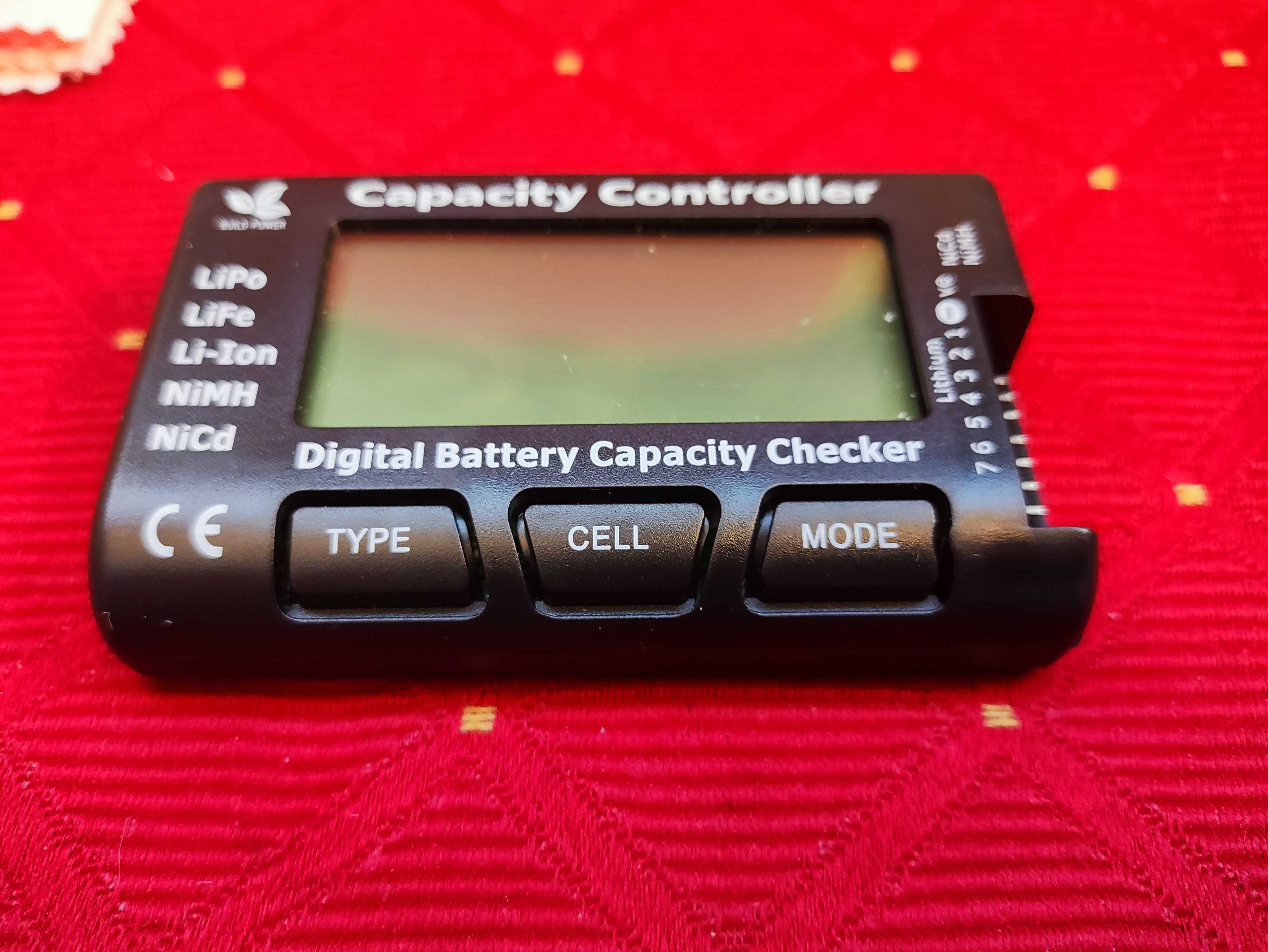 Cyfrowy Tester Miernik Napięcia Baterii Akumulatorów Cellmeter 7