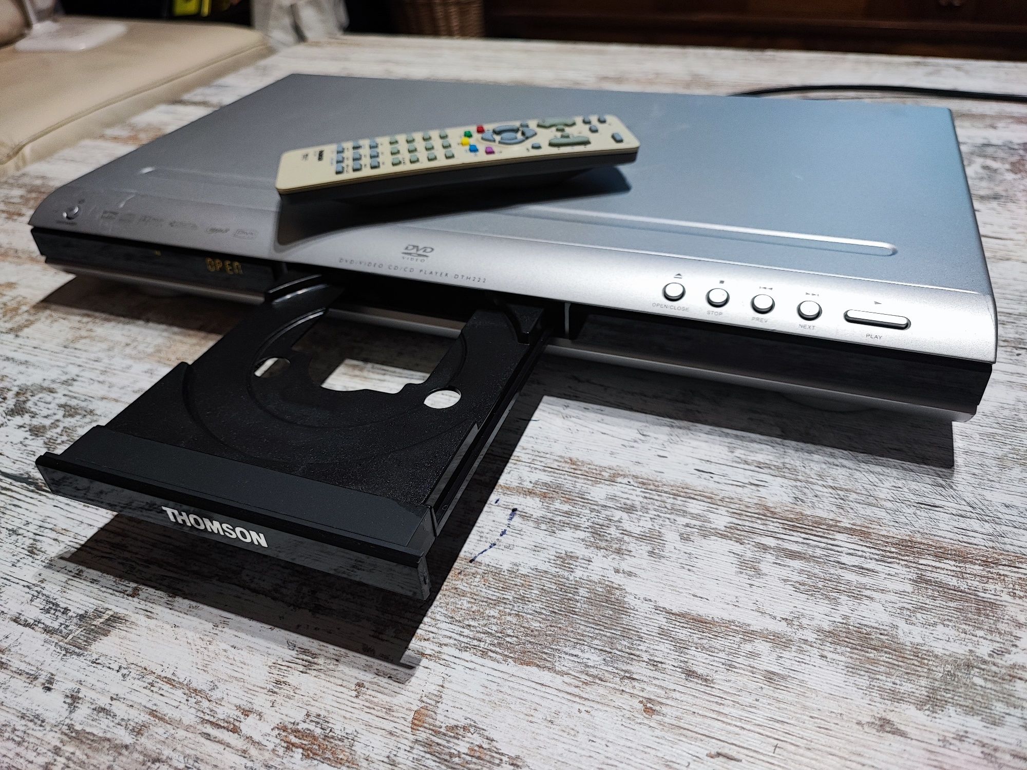 Odtwarzacz DVD Thomson DTH222EA