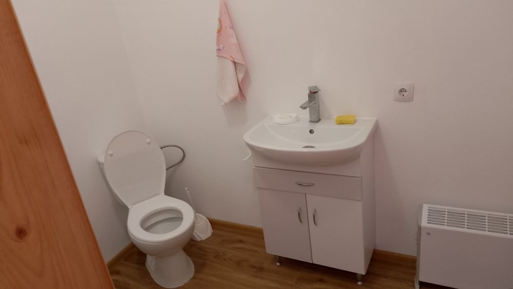 Здається подобово будинок в Шаян