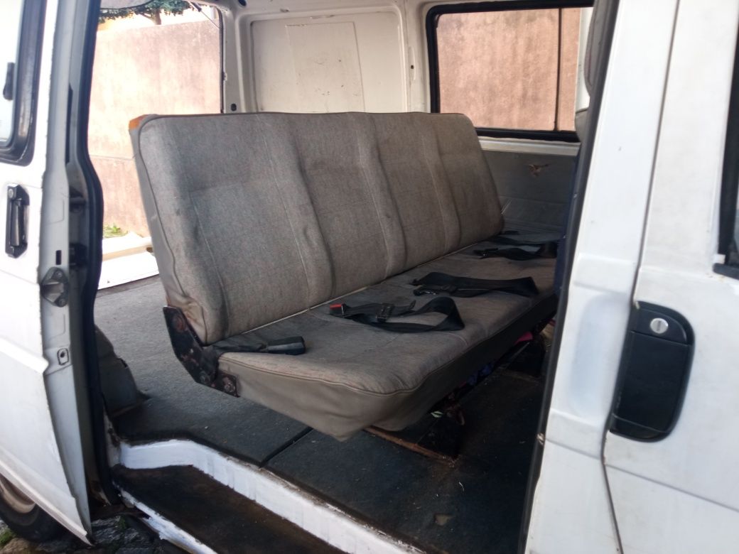 VW Transporter ou troco por carrinha mais pequena