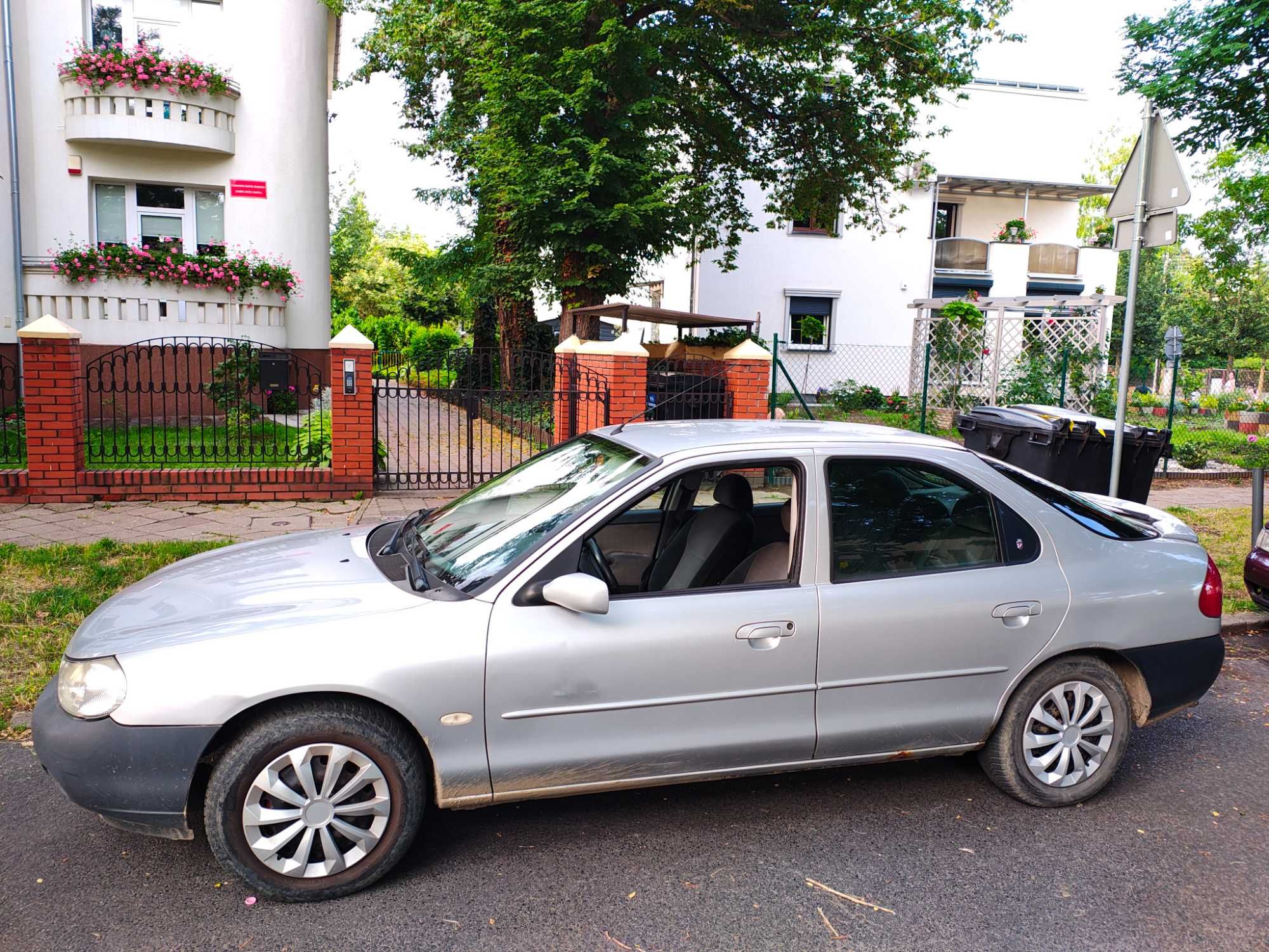 Ford Mondeo MK2 2.0