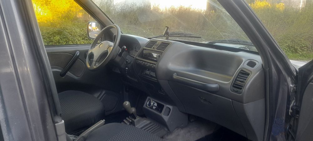 Nissan Terrano 2