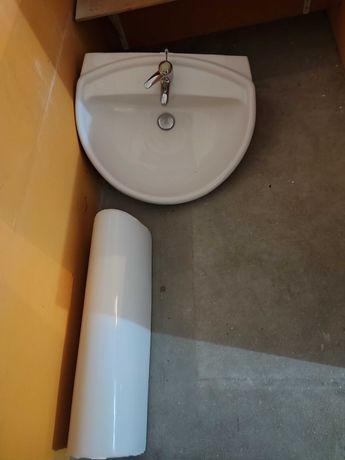 ROCA Lavatórios WC + Torneiras