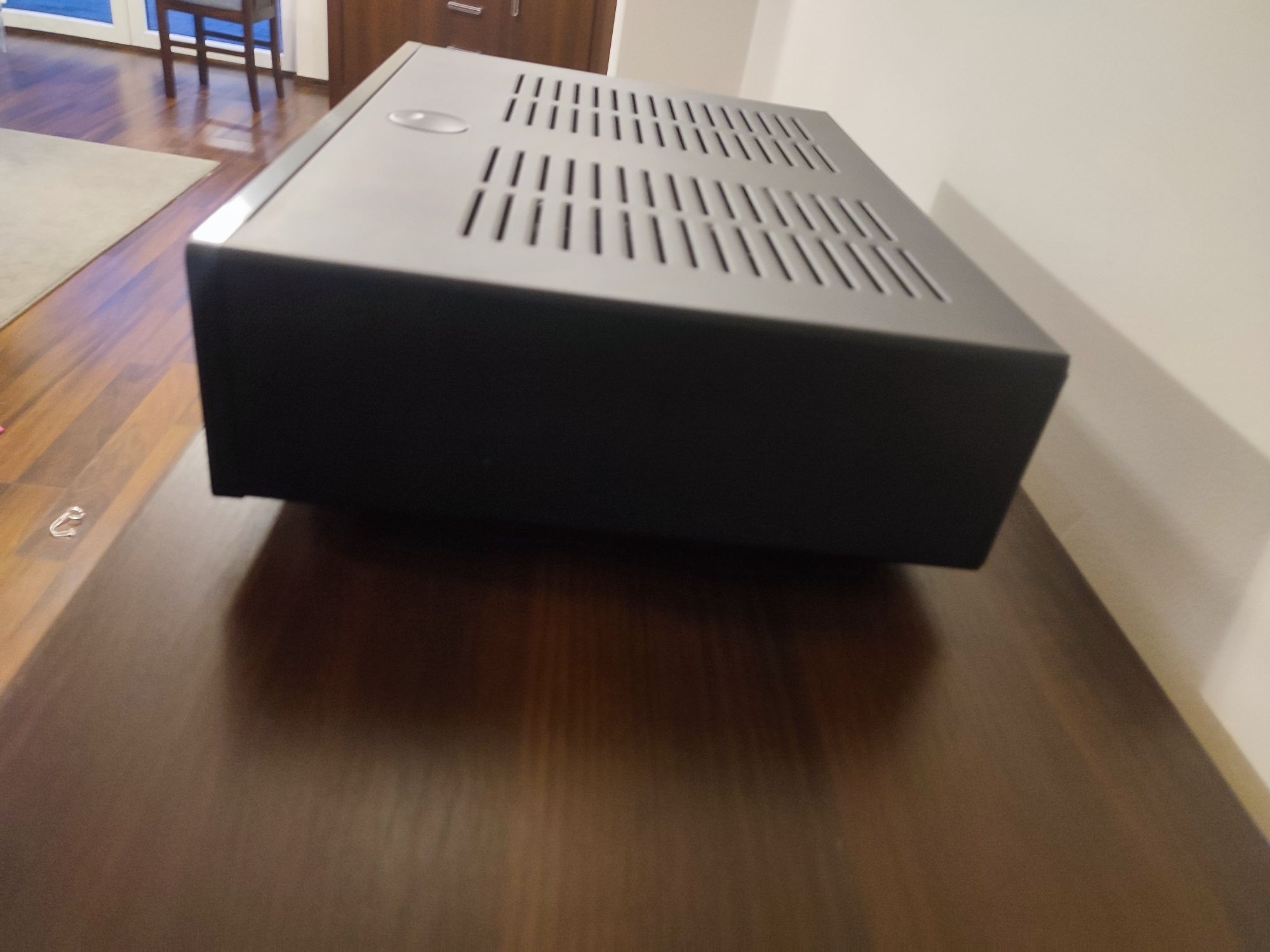 Cambridge audio azur 550a