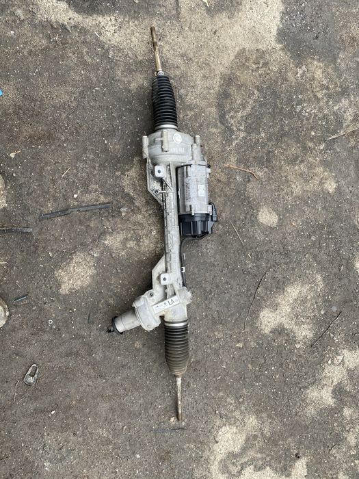 Рульова рейка bmw e90 e91 e92 e81 e82 e87 e84 карданчик  рулевая рейка
